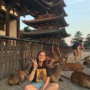 Meet your Posher, Élisabeth